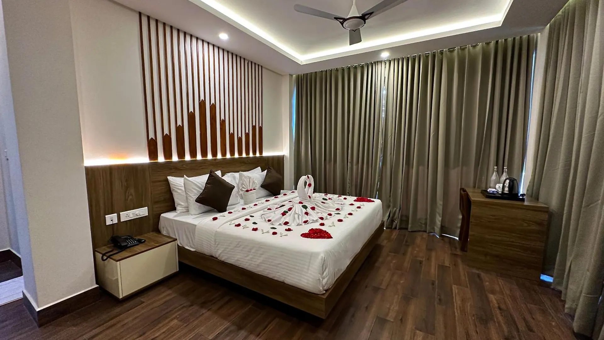 Resort Hotel Kamal Misty Woods Munnar India