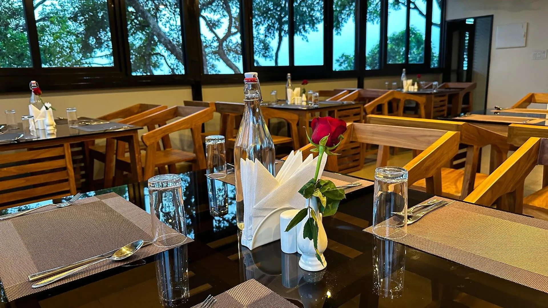 Resort Kamal Misty Woods Munnar Hotel India