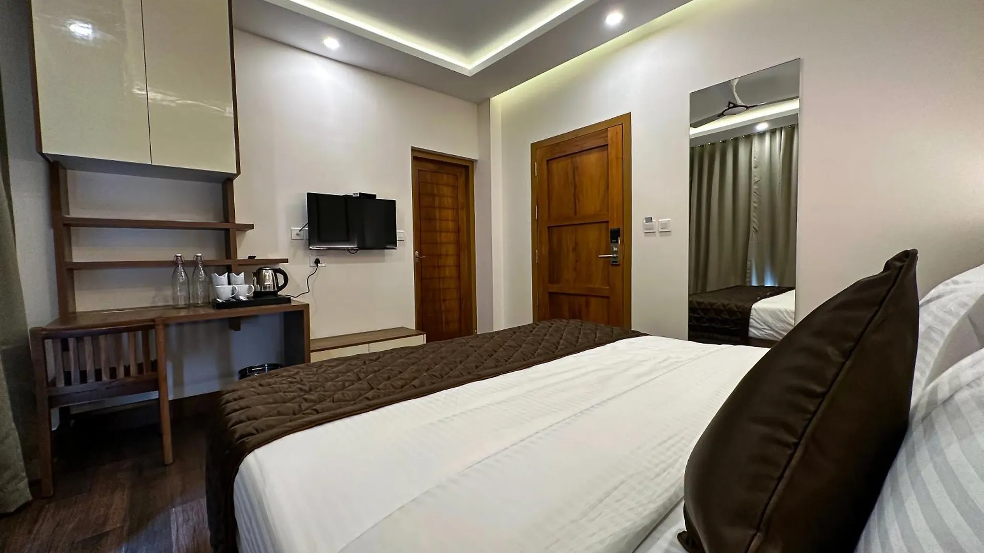 Kamal Misty Woods Munnar Hotel Resort